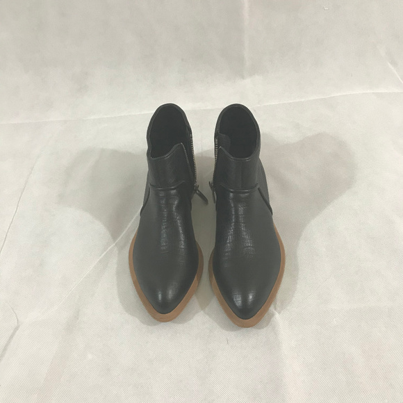 Black Calvin Klein Fashion Boots- Size 7 - Picture 6 of 8